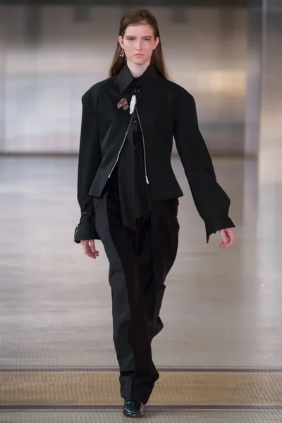 Look 31
